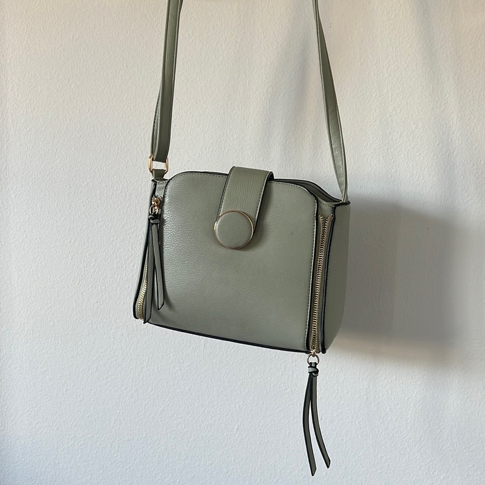 Crossbody bag in Mint